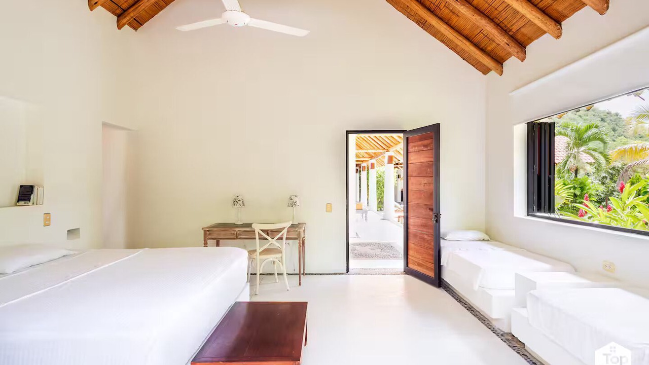 Photo of Bedroom in Apulo