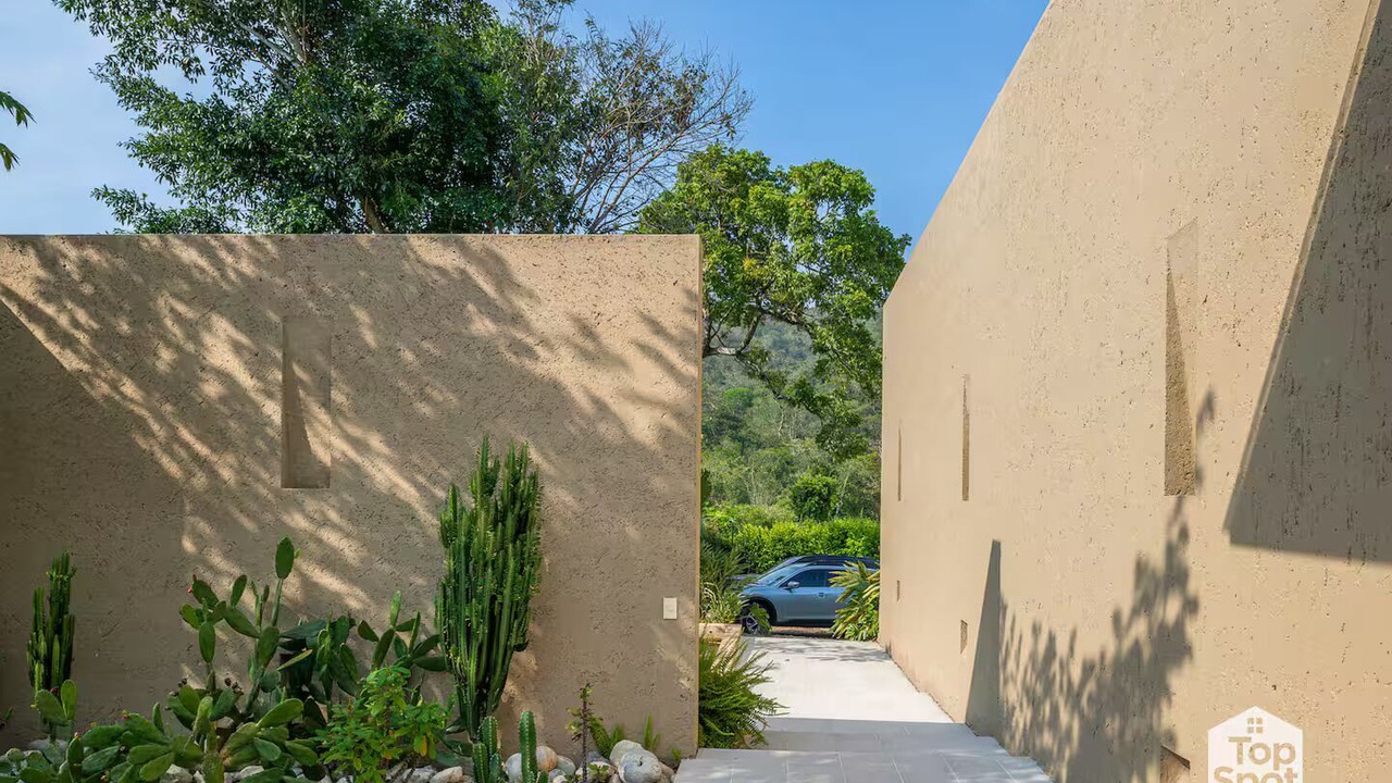 Photo of Outdoor in Nimaima