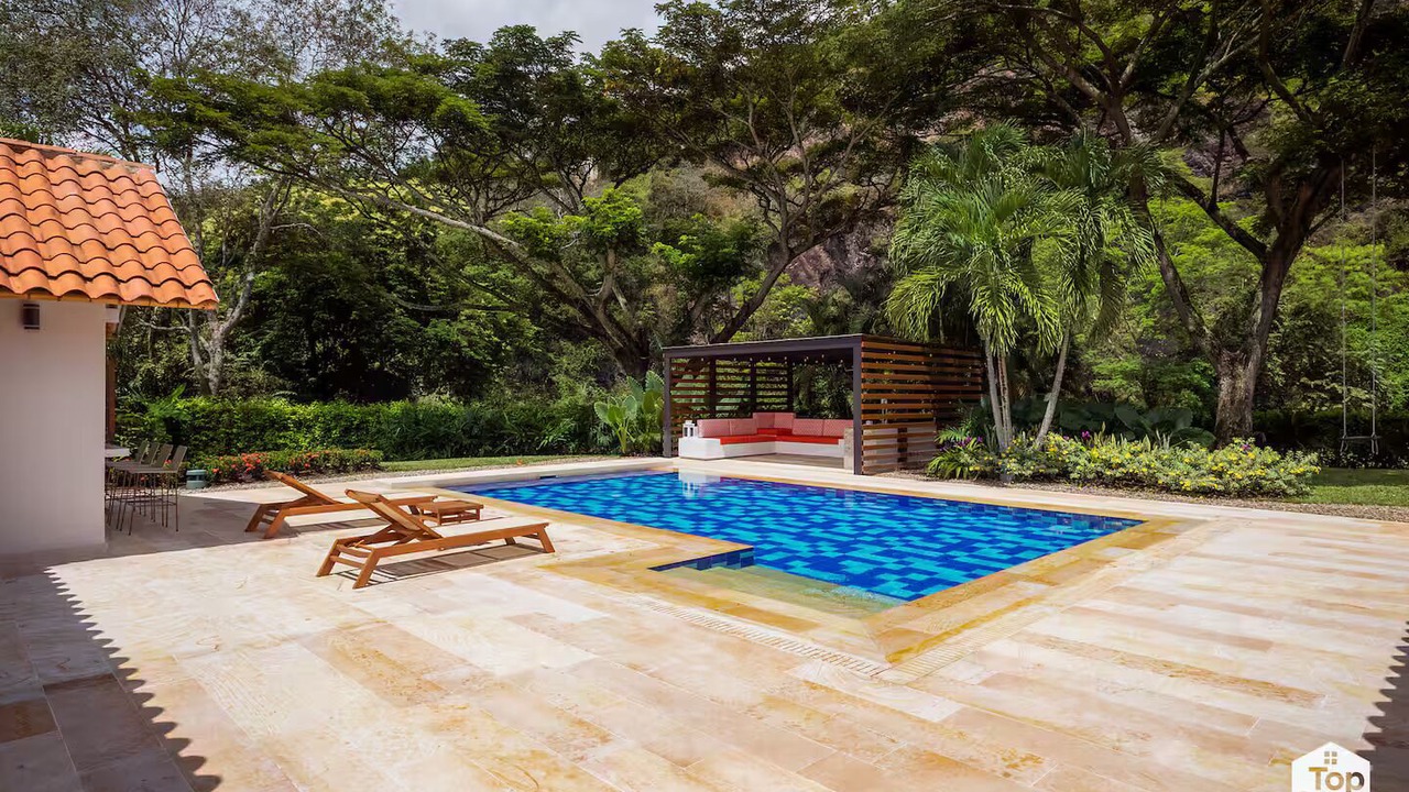 Photo of Outdoor in Apulo