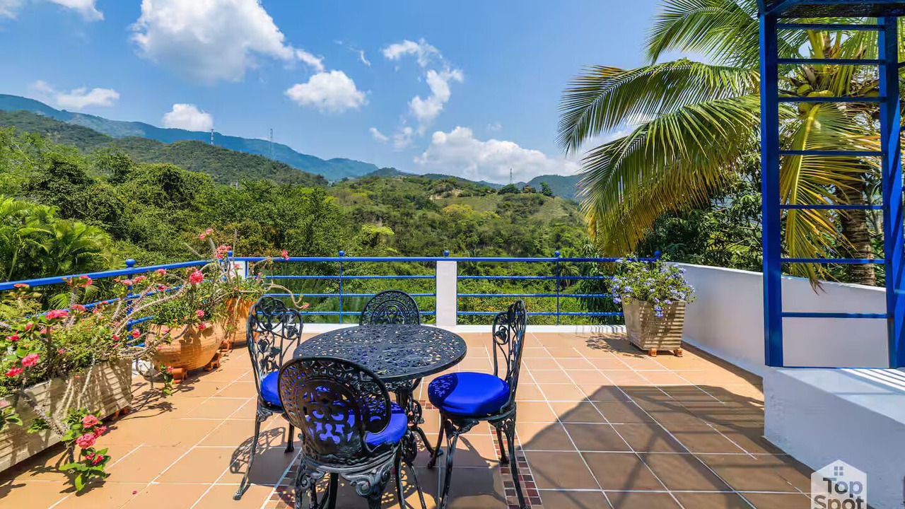 Photo of Outdoor in Apulo
