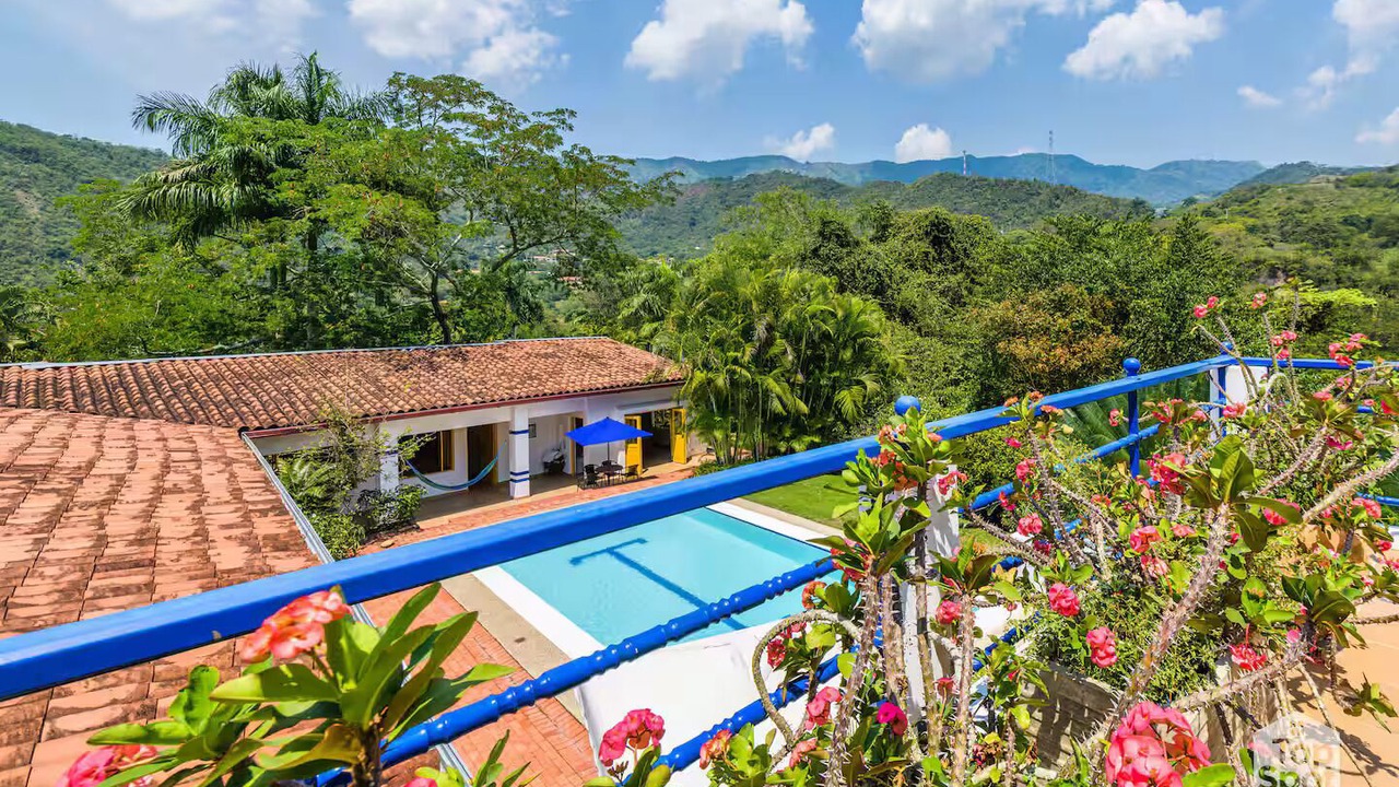 Photo of Outdoor in Apulo