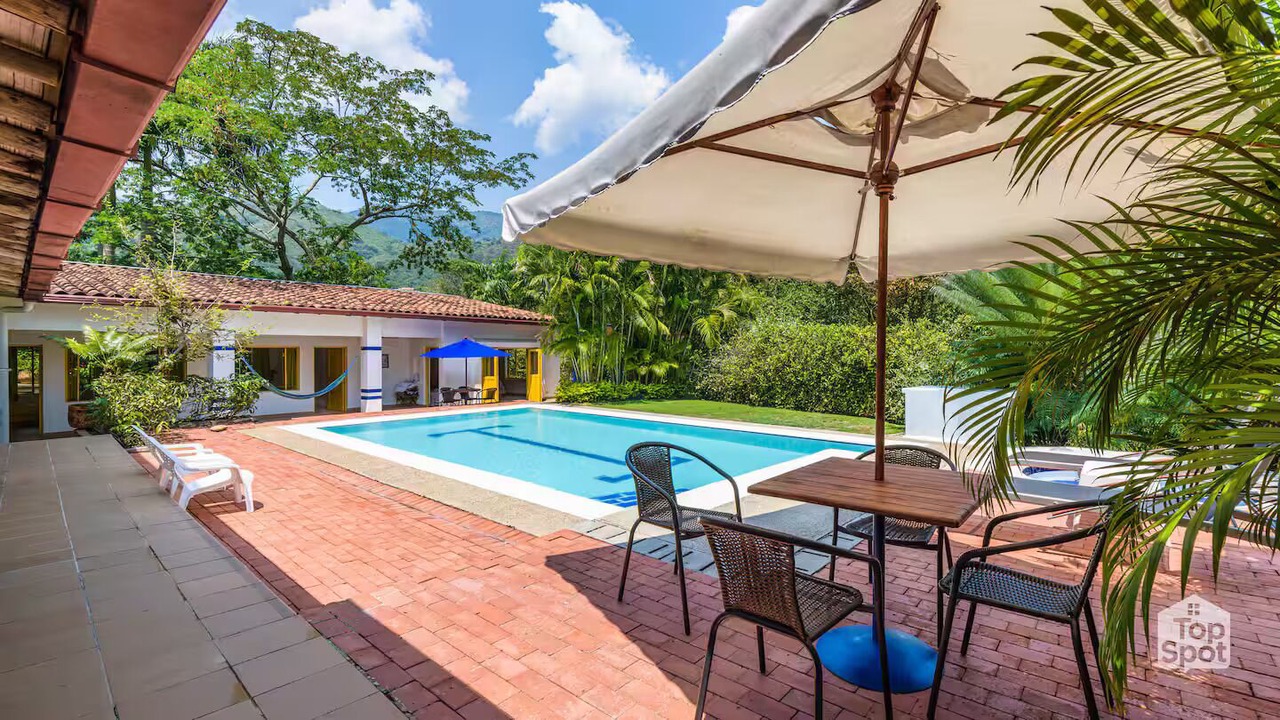 Photo of Outdoor in Apulo