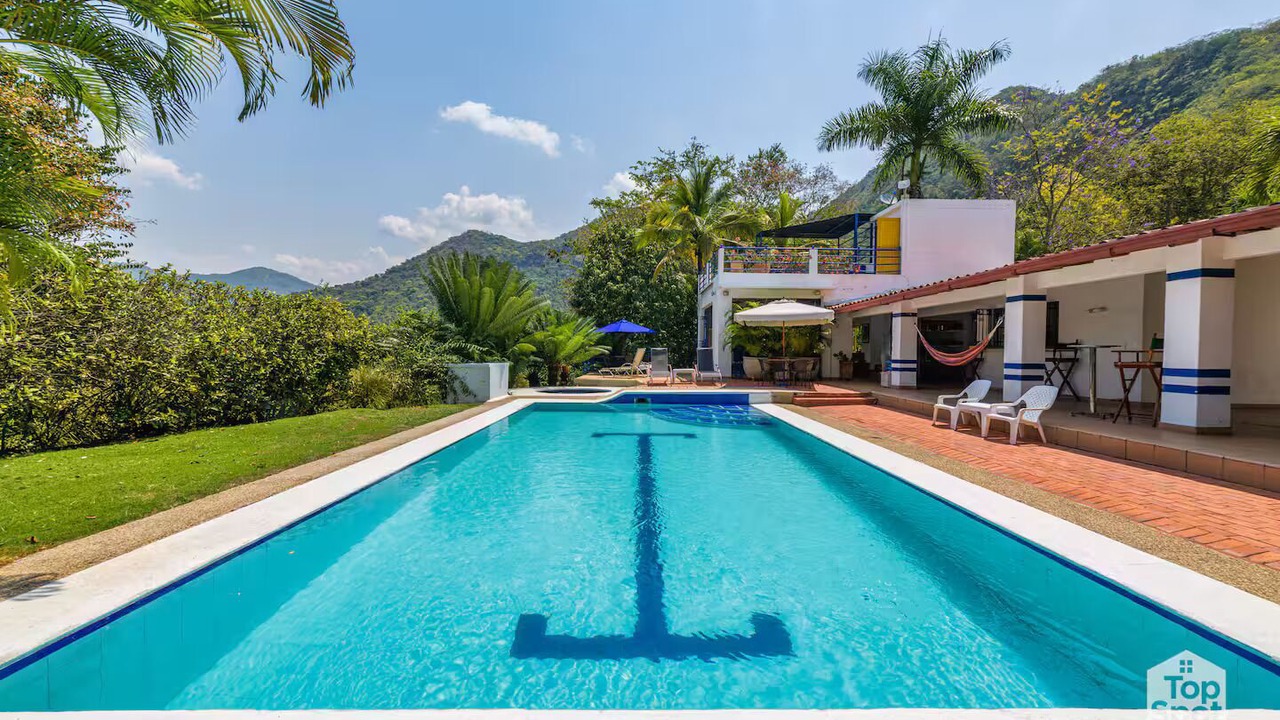 Photo of Outdoor in Apulo