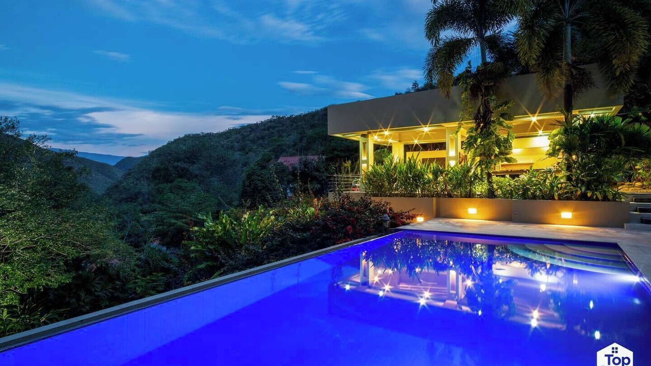 Photo of Outdoor in Apulo