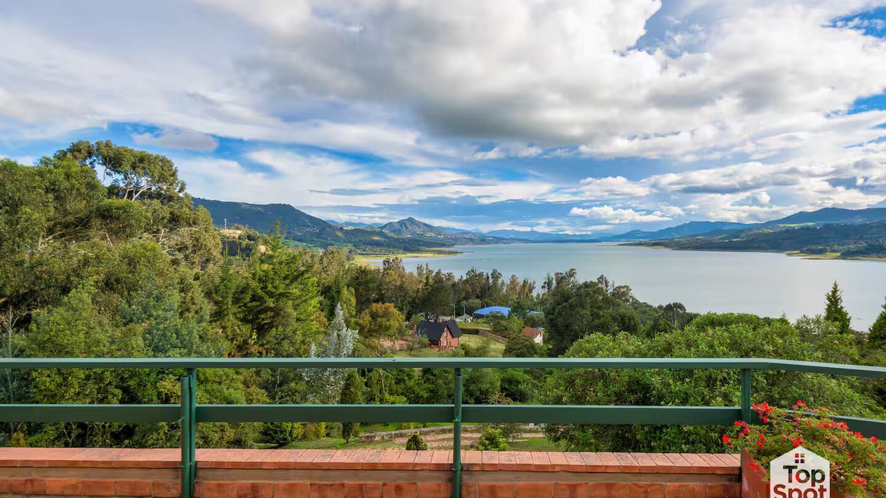 Photo of Outdoor in Sesquile