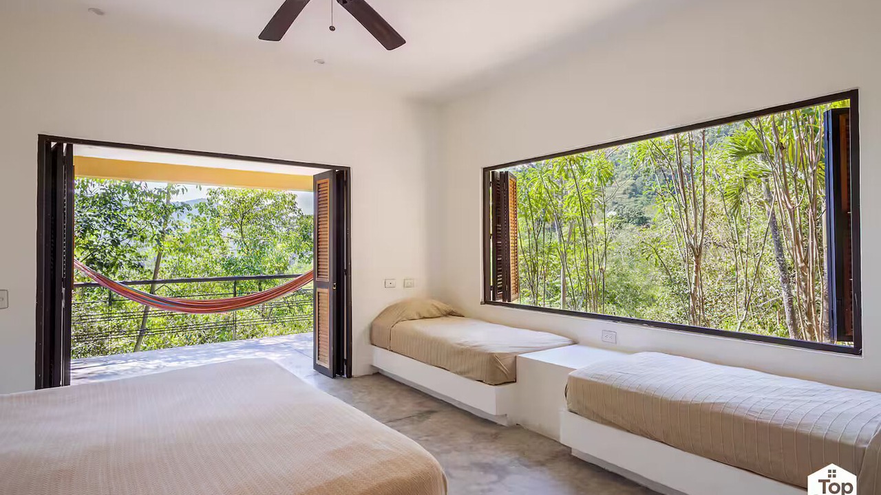 Photo of Bedroom in Apulo