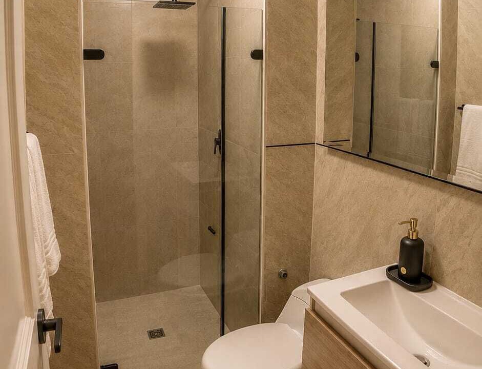 Photo of Bathroom in Cali