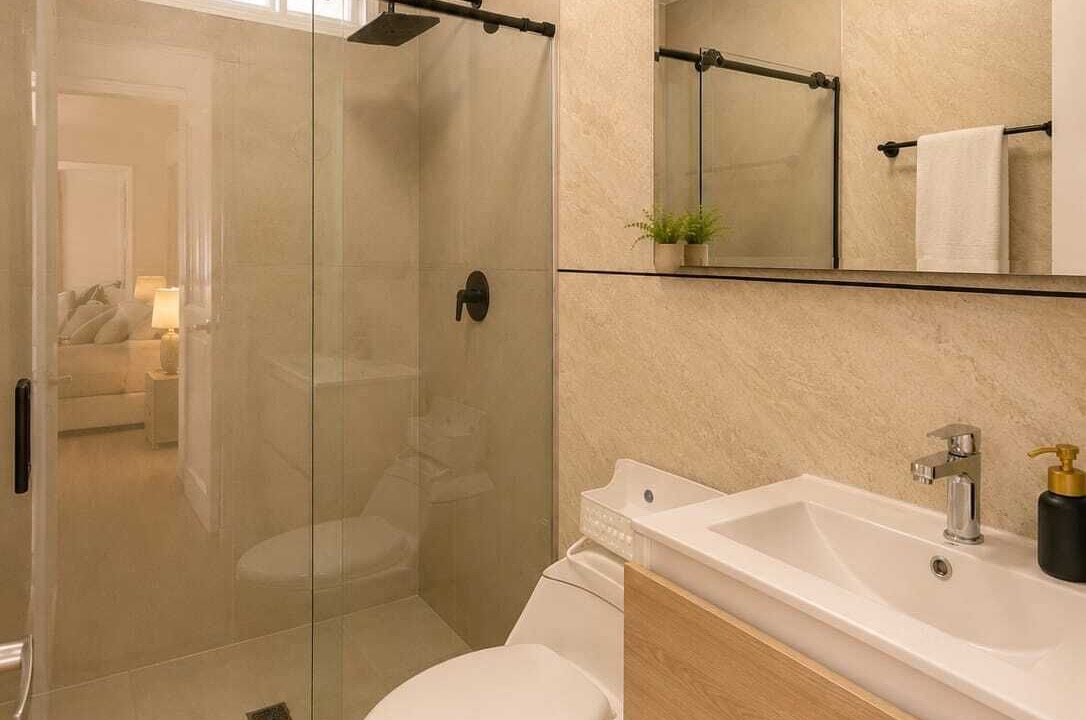 Photo of Bathroom in Cali