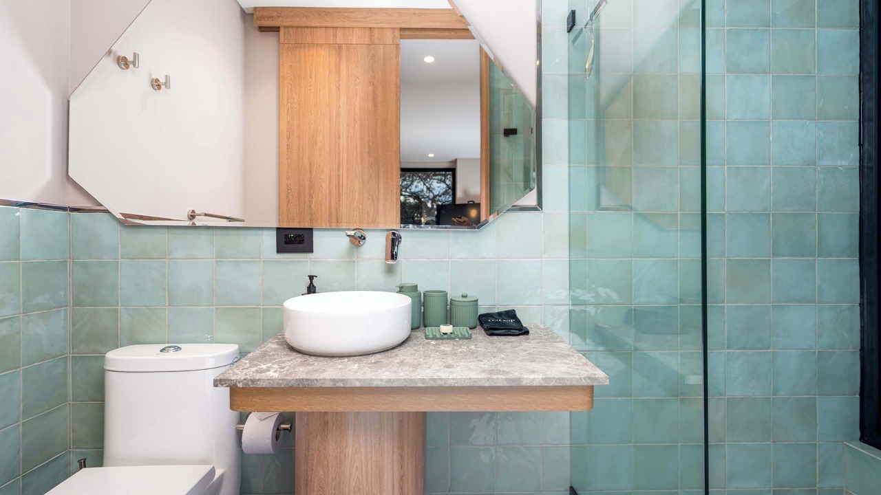 Photo of Bathroom in Cali