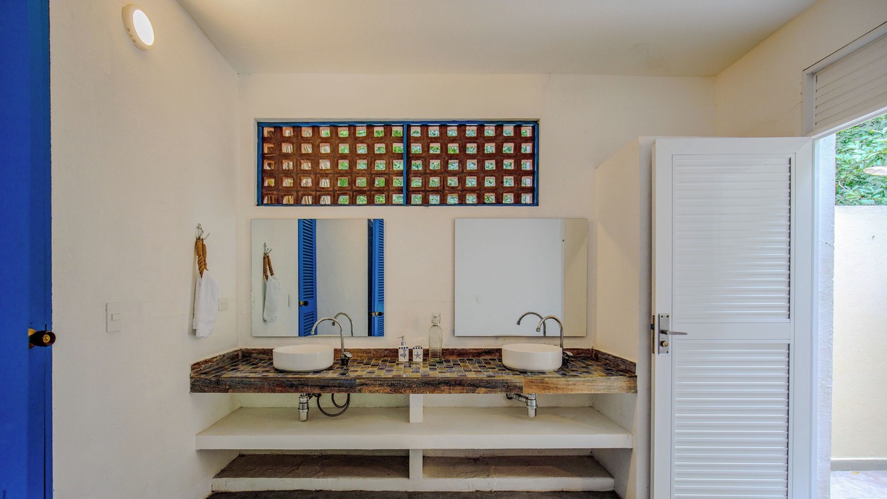 Photo of Bathroom in Palomino
