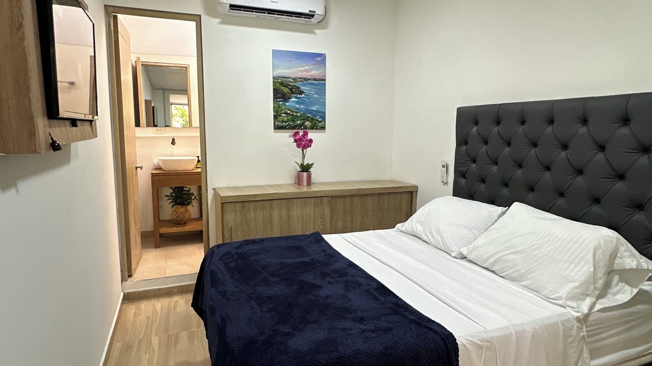 Photo of Bedroom in La Florida