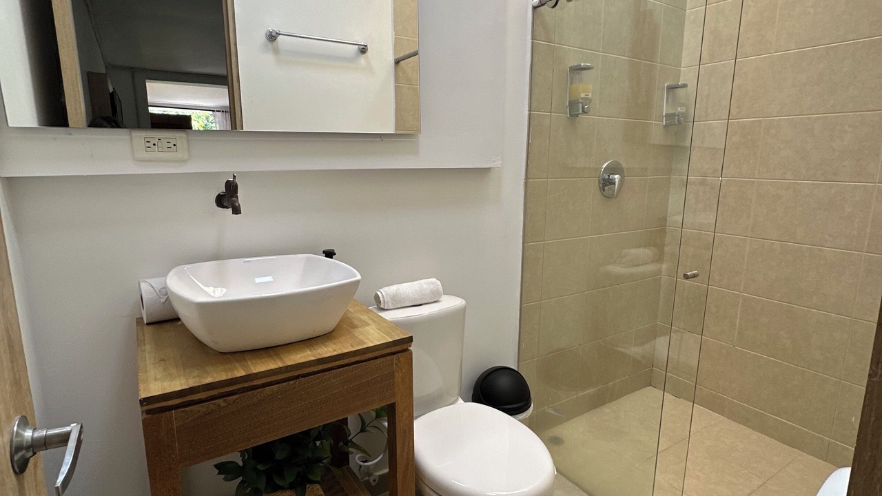 Photo of Bathroom in La Florida