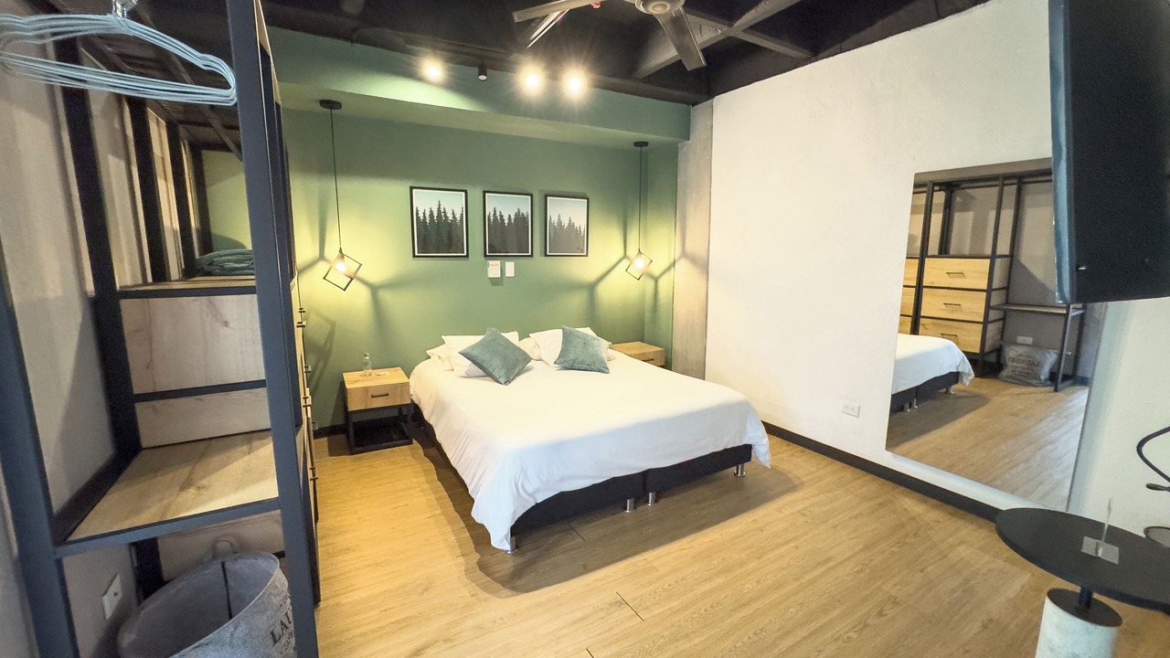 Photo of Bedroom in La Florida