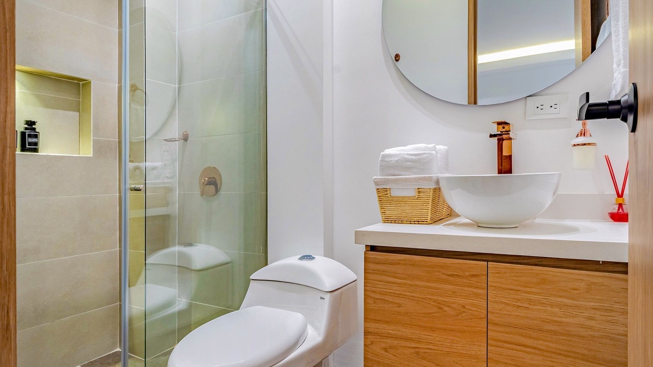 Photo of Bathroom in San Fernando
