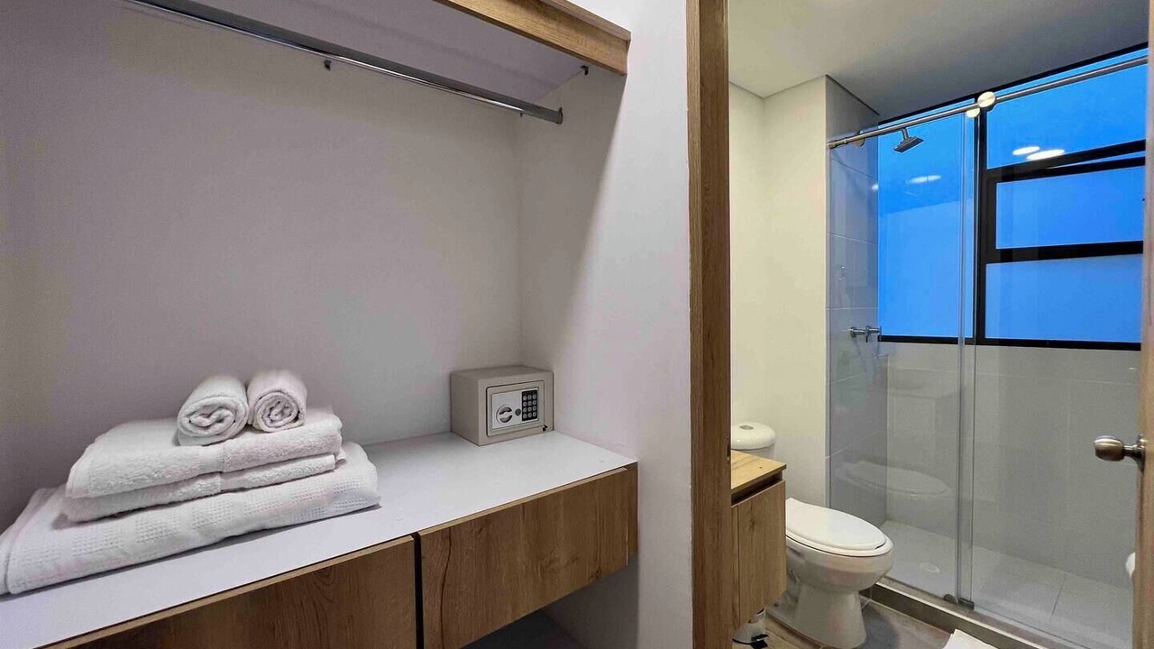Photo of Bathroom in Cali