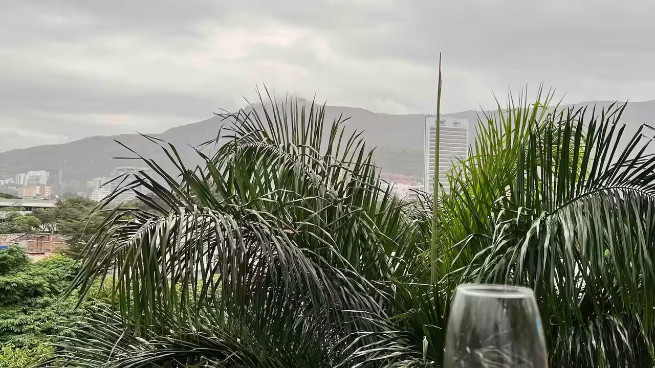 Photo of Outdoor in Cali