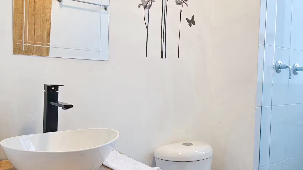 Photo of Bathroom in Cali