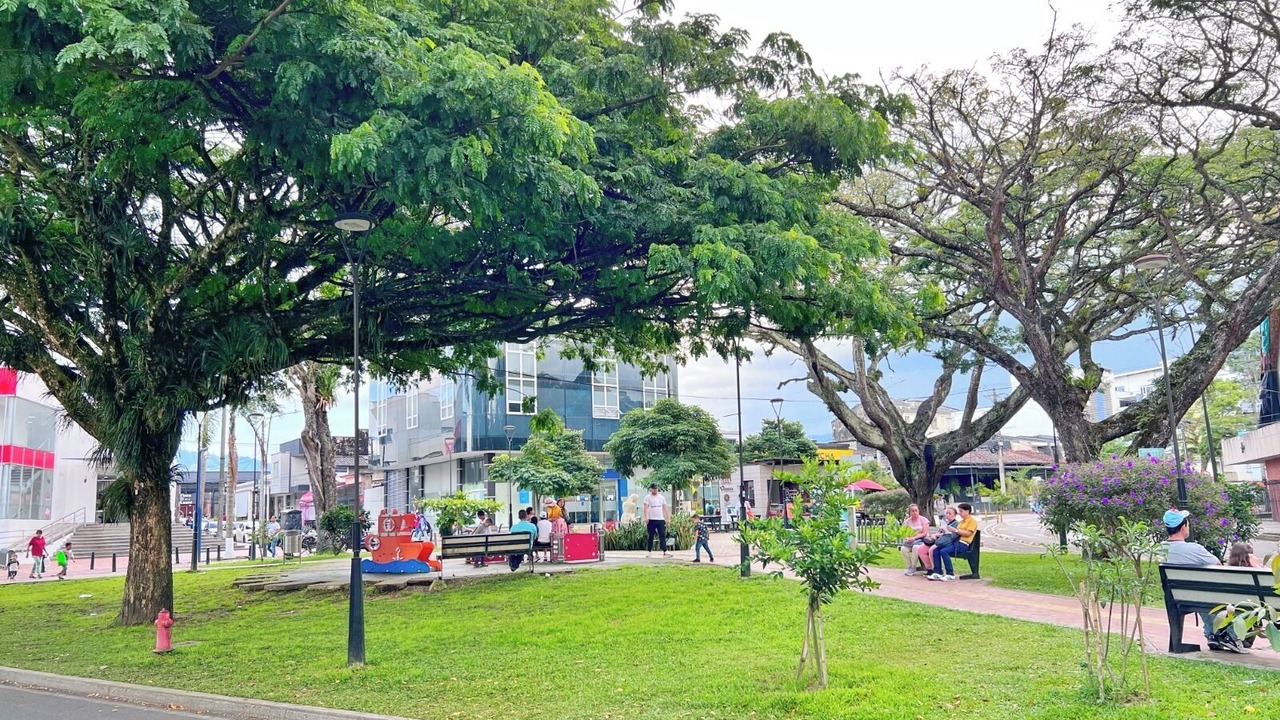 Photo of Others in Pereira