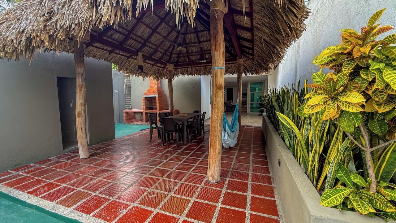 Photo of Outdoor in Tolu