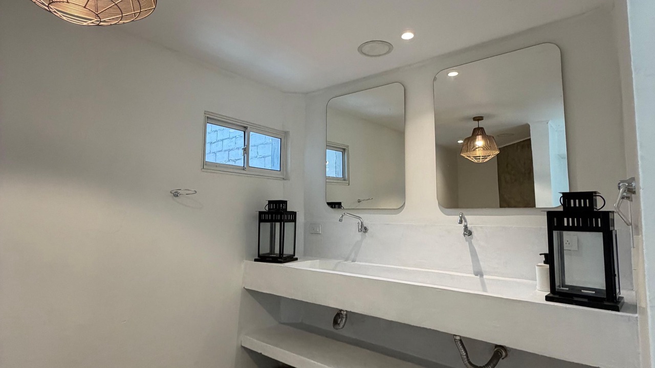 Photo of Bathroom in Papare