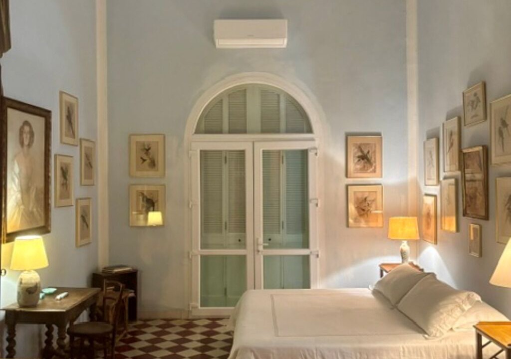 Photo of Bedroom in Manga