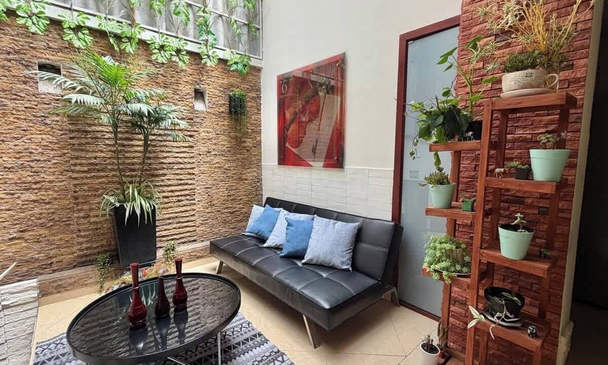 Photo of Patio Balcony in Financial District