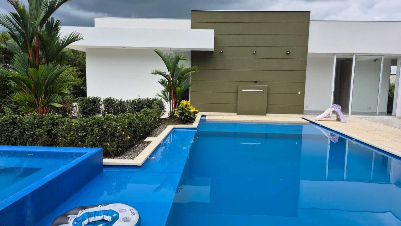 Photo of Outdoor in Restrepo