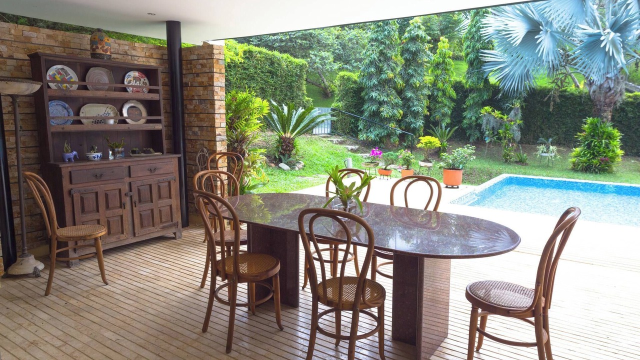 Photo of Outdoor in Cali