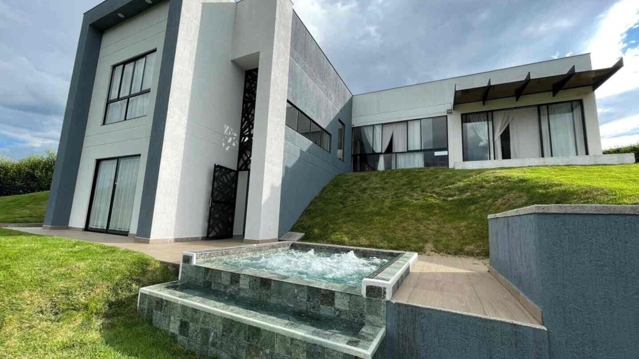 Photo of Outdoor in Alcala