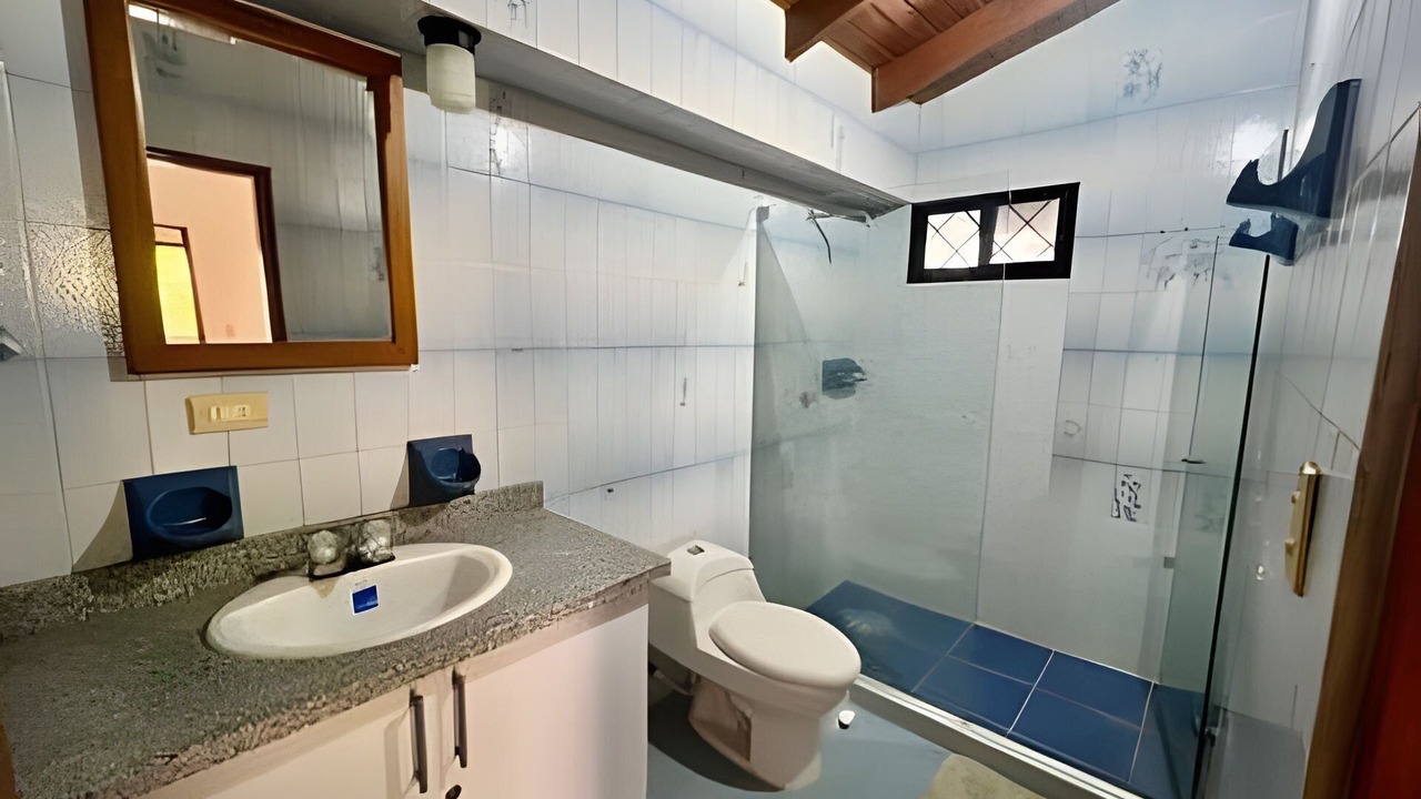 Photo of Bathroom in Papare