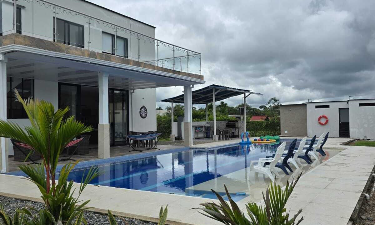 Photo of Outdoor in Restrepo