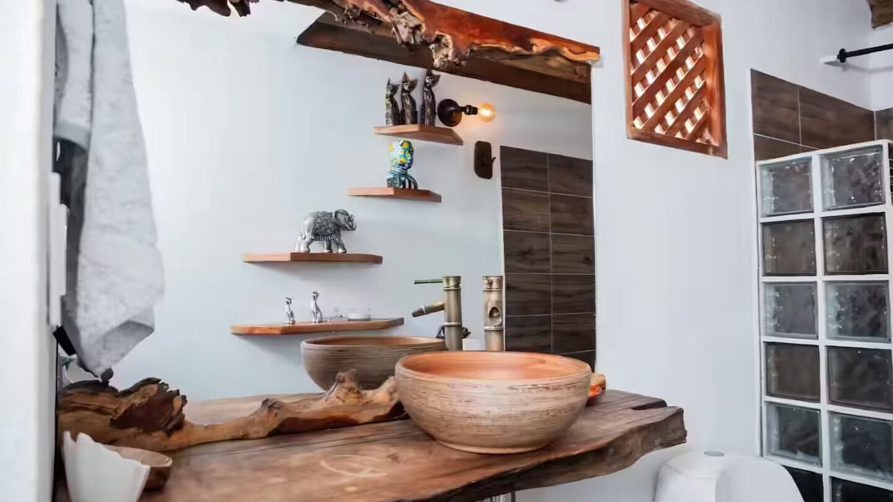 Photo of Bathroom in Monitos
