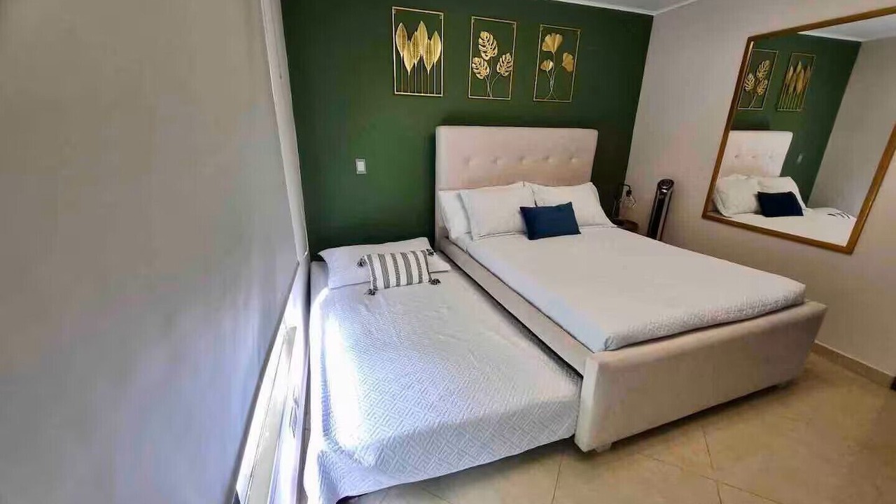 Photo of Bedroom in La Florida