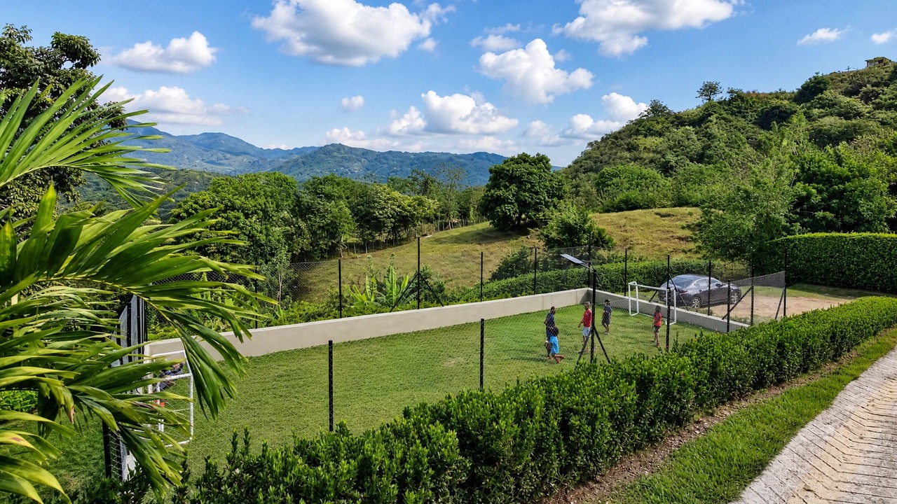 Photo of Outdoor in Sopetran