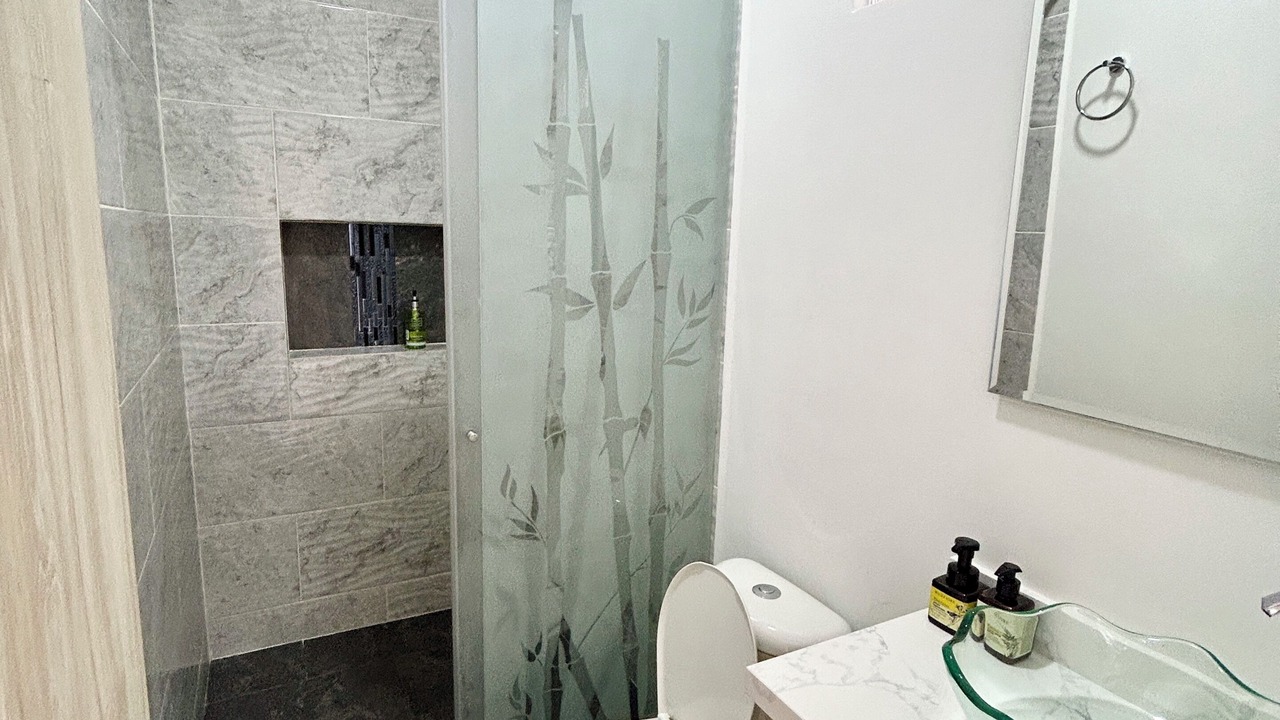 Photo of Bathroom in Guayabal