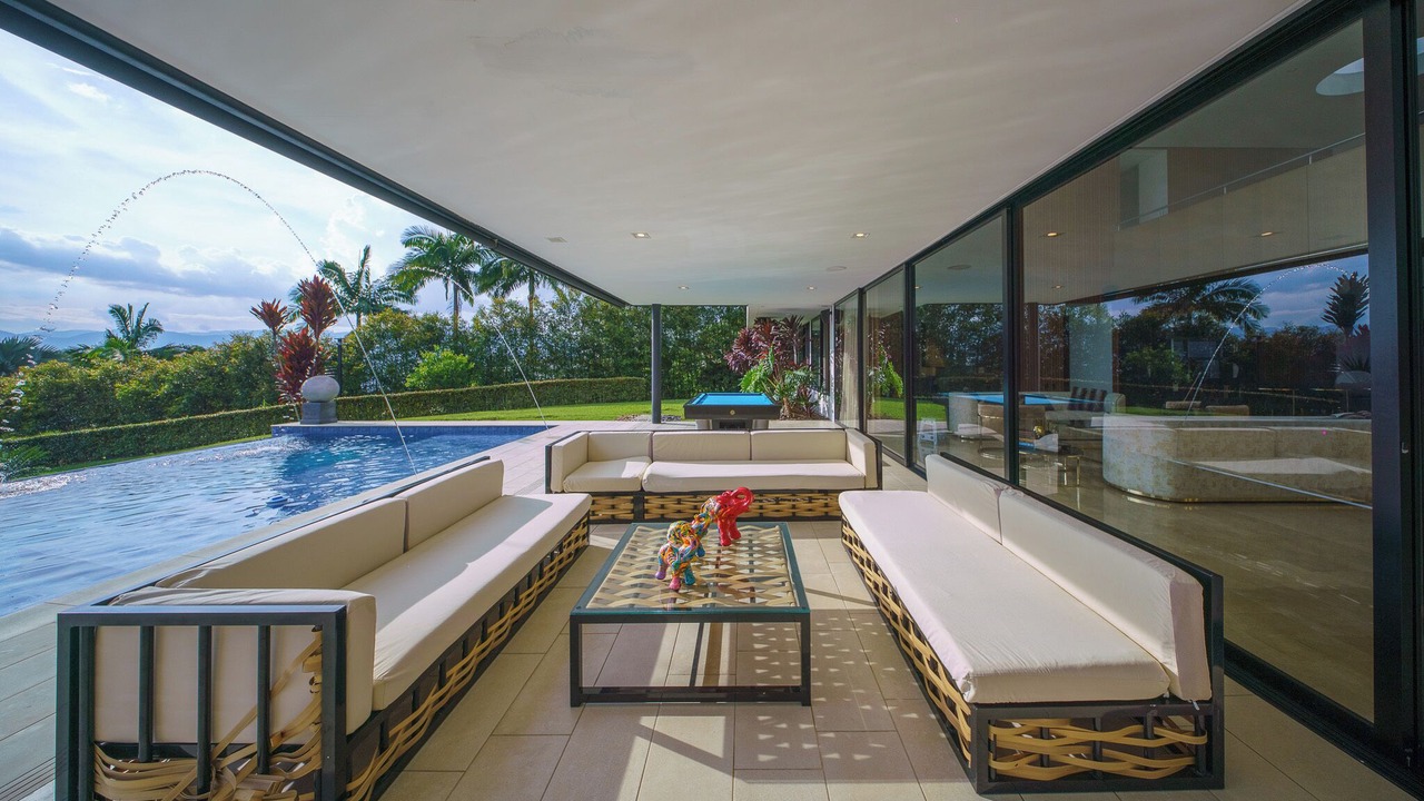 Photo of Outdoor in Popular