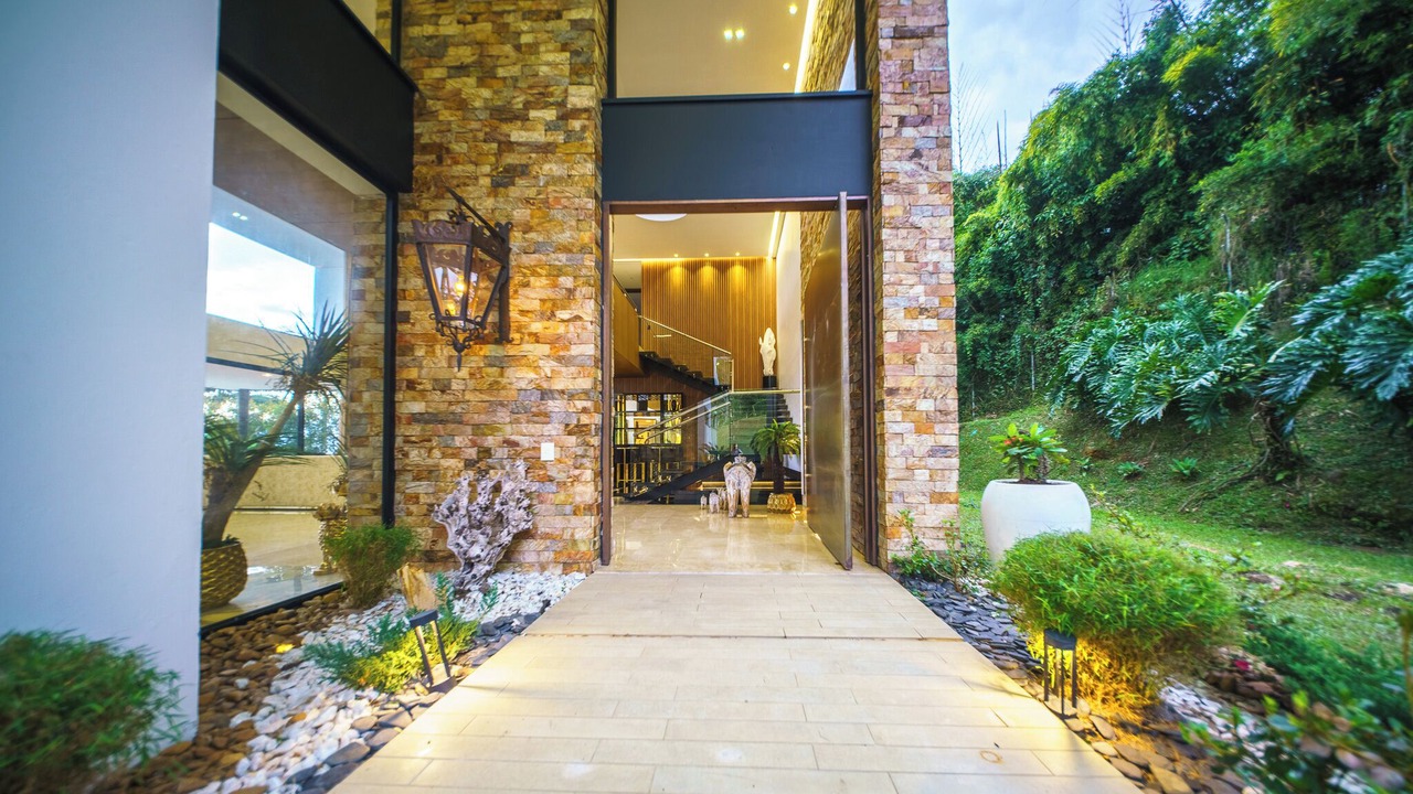 Photo of Outdoor in Popular
