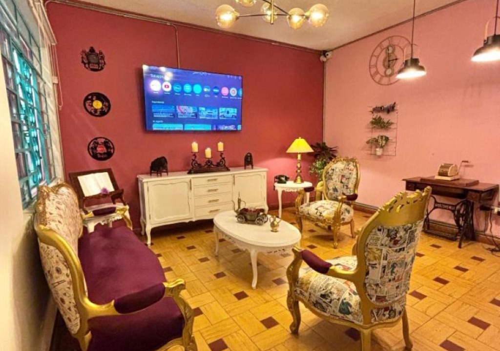Photo of Livingroom in Cali