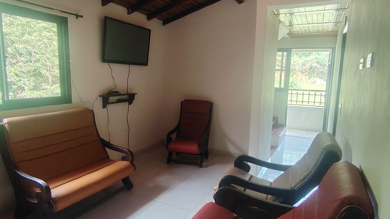 Photo of Livingroom in Pinchote