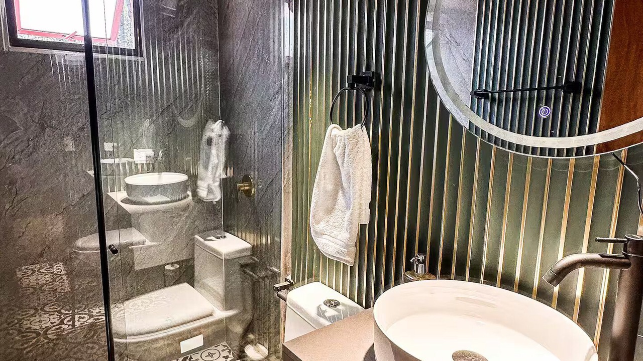 Photo of Bathroom in Chico