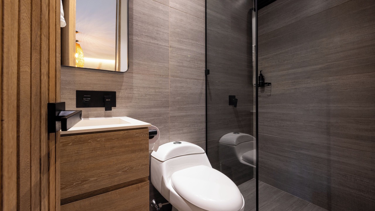 Photo of Bathroom in Lalinde