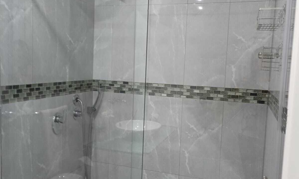 Photo of Bathroom in Cali