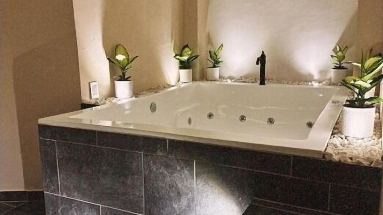 Photo of Bathroom in La Florida
