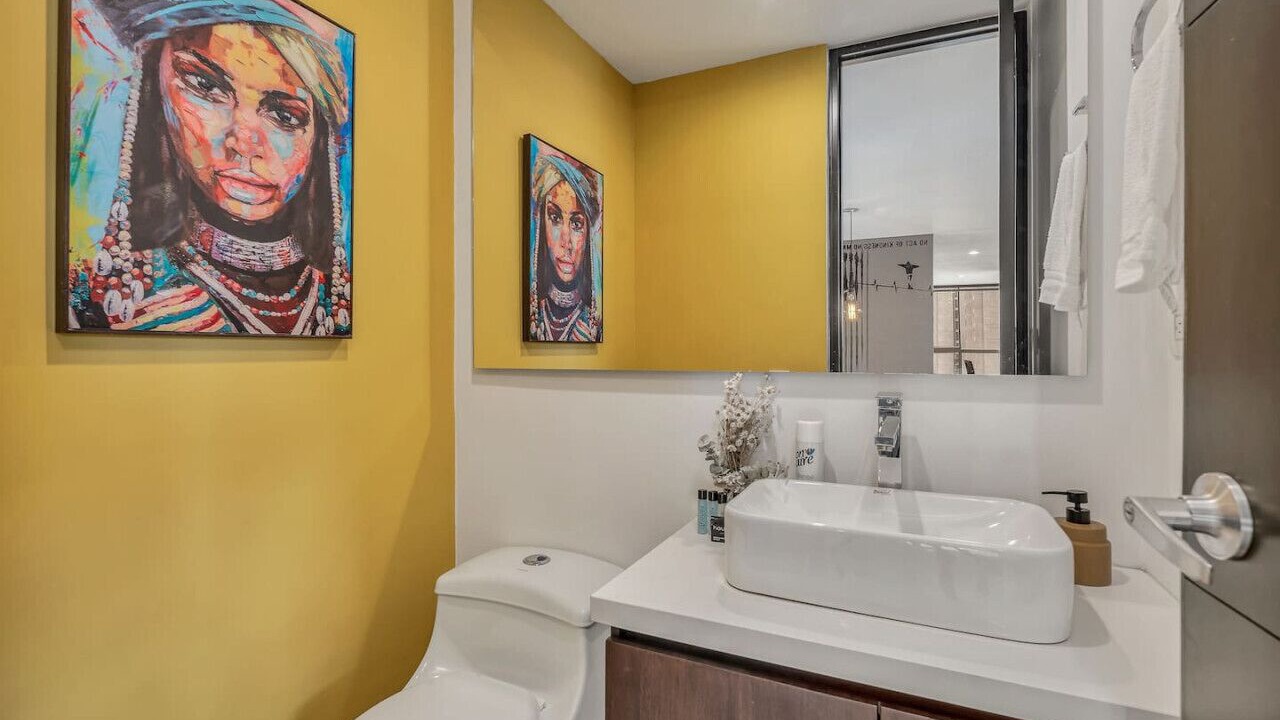 Photo of Bathroom in Lalinde