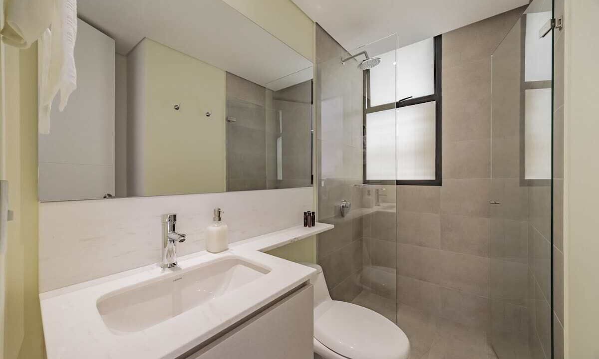 Photo of Bathroom in Lalinde