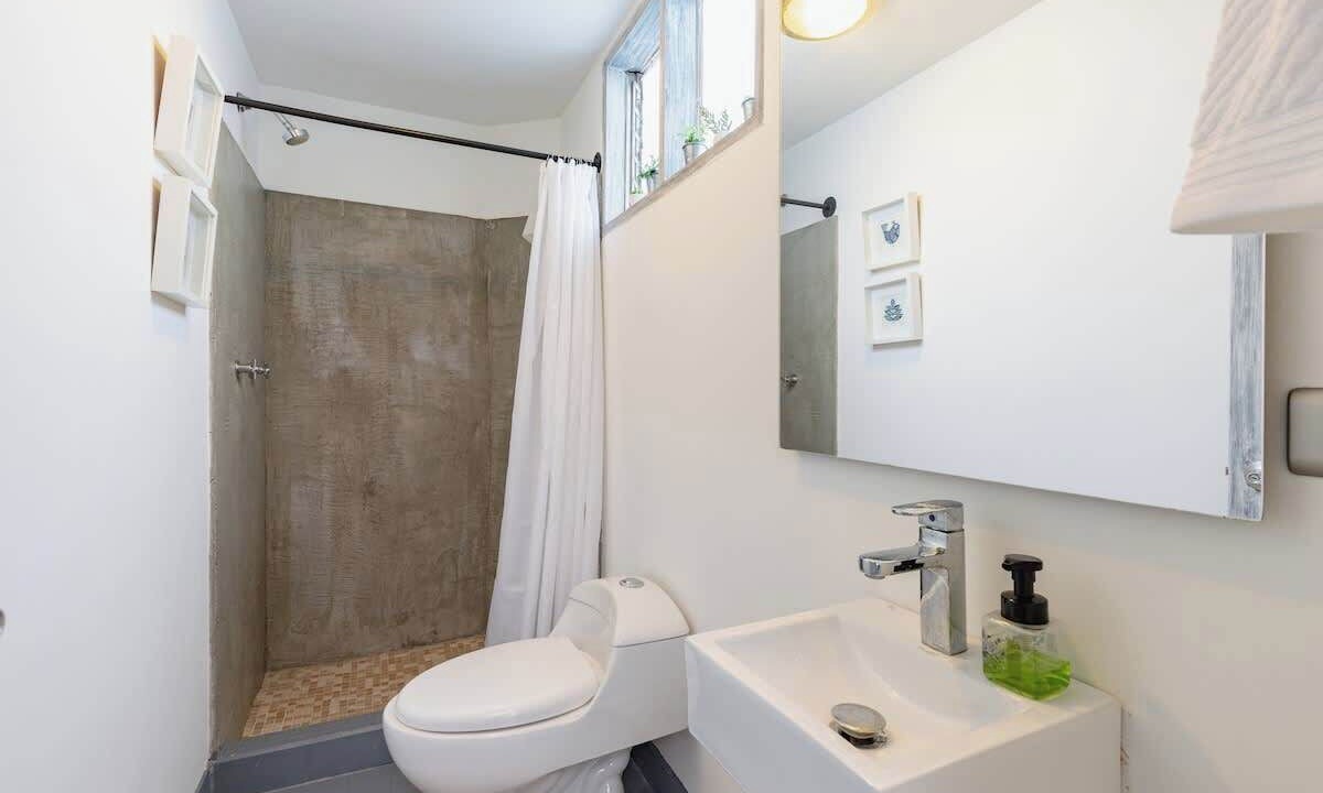 Photo of Bathroom in Manrique