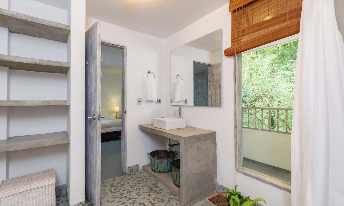 Photo of Bathroom in Manrique