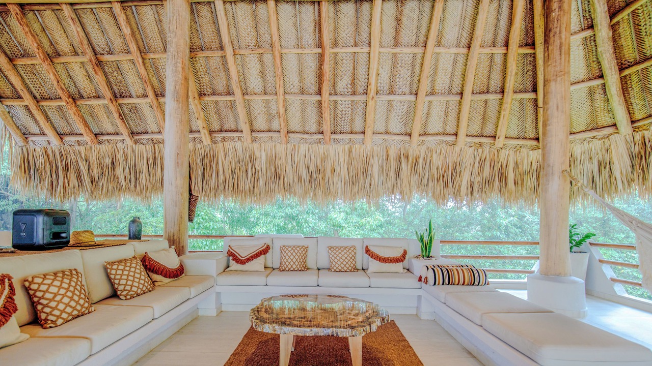 Photo of Outdoor in Palomino