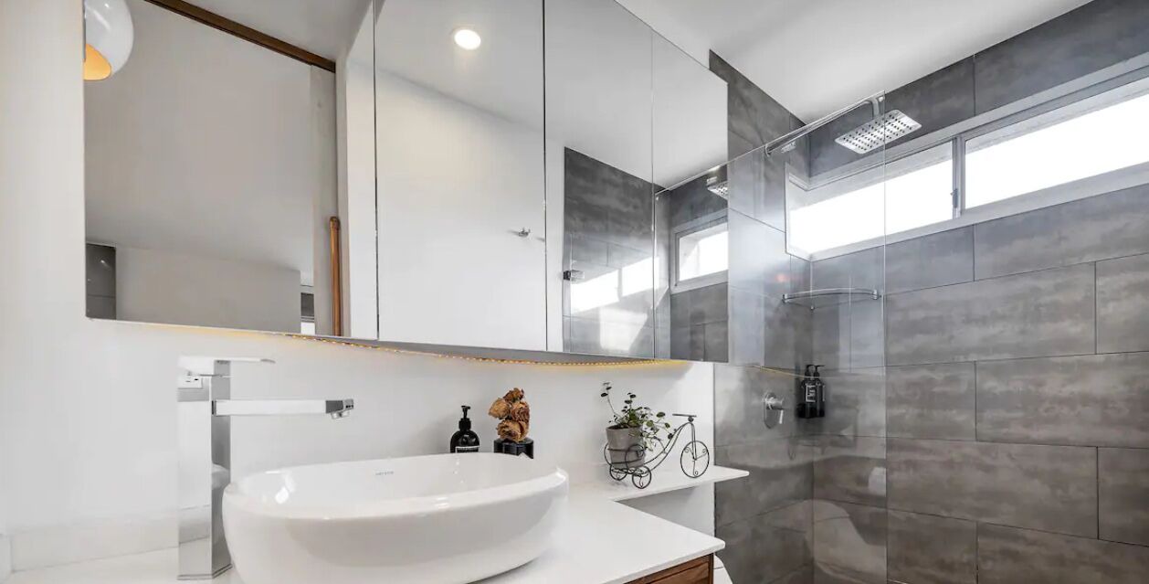 Photo of Bathroom in La Florida