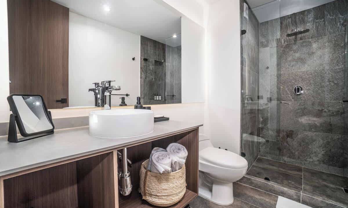 Photo of Bathroom in Cali